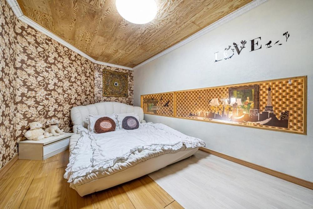 Lala Land Pet Friendly Pension Кёнджу Экстерьер фото